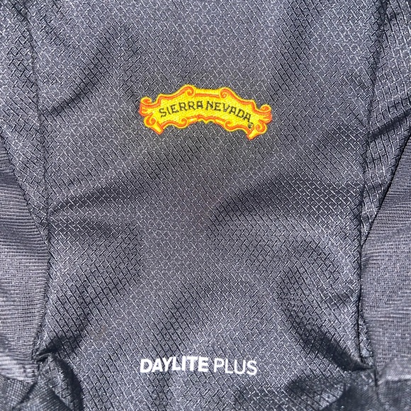 SIERRA NEVADA X OSPREY DAYLITE PLUS BACKPACK NWOT - Picture 6 of 9